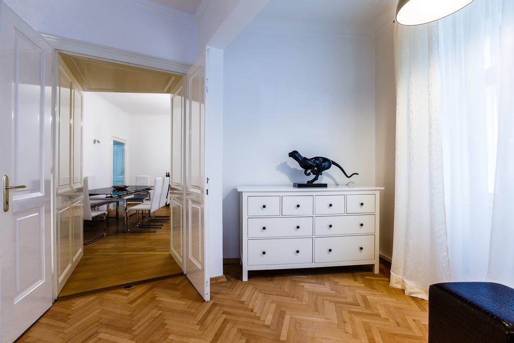 Judengasse Premium By Ichbucheat Daire Viyana Oda fotoğraf
